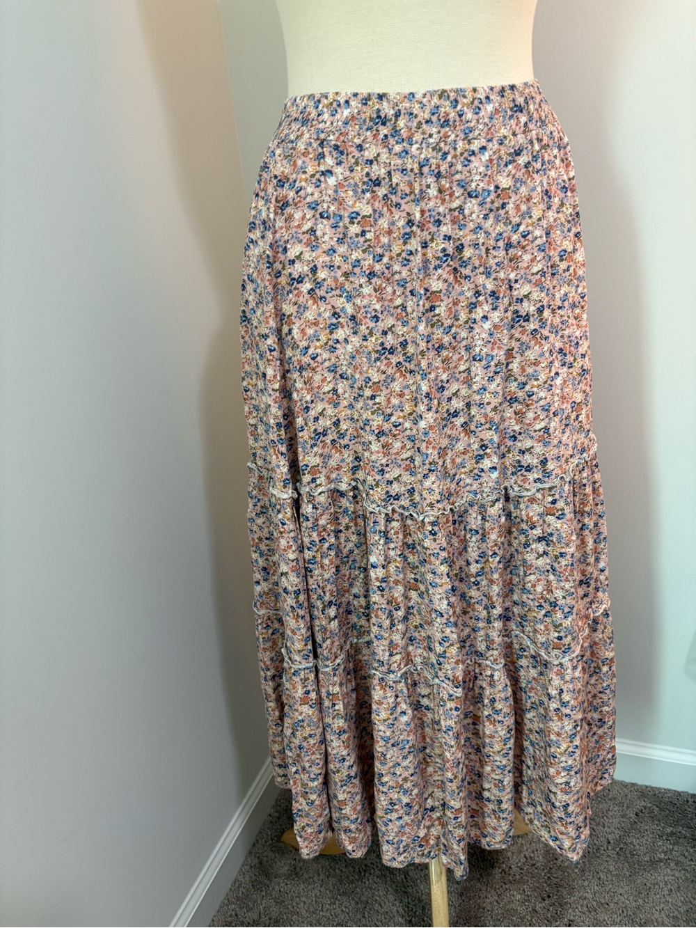 Ditsy Floral Tiered Maxi Skirt